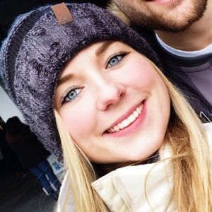 Meet your Posher, Erynn